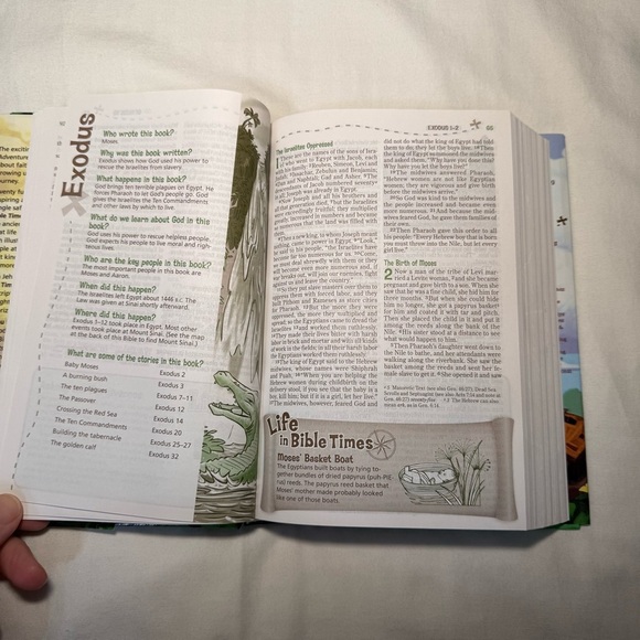 NIV, Adventure Bible, Hardcover, Full Co Kids Bible Ages 9-12 Easy Read - Picture 8 of 8